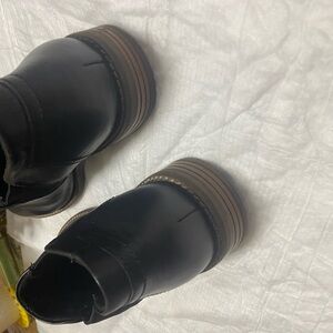 Women’s booties